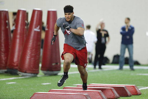 Tennessee Titans defensive lineman Amani Bledsoe (practice squad)